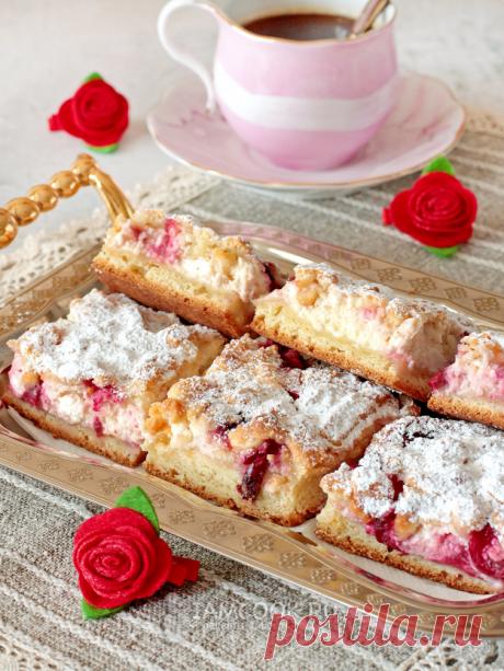 Тертый пирог с творогом и вишней — рецепт с фото пошагово