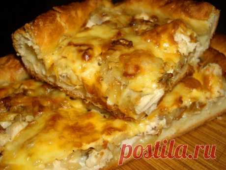 Луковый пирог с курицей