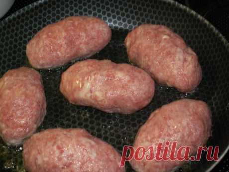Сочные котлеты под шубой из нежнейшего индюшиного мяса