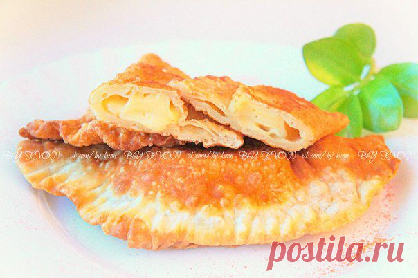 ЧЕБУРЕКИ С СЫРОМ.