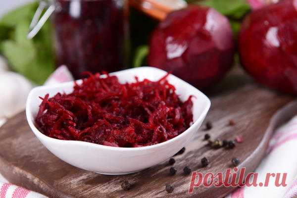 Постный салат из сырой свеклы. 5 рецептов с фото