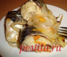 Натолкнула меня на приготовление скумбрии в банке коллега, за что ей огромное спасибо! Старый и надежный способ приготовления рыбы в собственном соку, минимум телодвижений, и рыба получается - песня,…