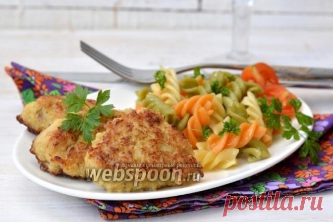 Рыбные котлеты из хека с манкой рецепт с фото, как приготовить рыбные котлеты с манкой и луком  Готовим рыбные котлеты из хека с манкой и луком 
Предлагаю приготовить очень сочные и нежные рыбные котлеты из хека. Хек — рыба достаточно сухая, а котлеты, приготовленные из хека по этому способу выйдут сочными, нежными, ароматными и очень вкусными. 
В состав этих рыбных котлет входит достаточно большое количество жареного лука, что существенно влияет на вкус и сочность котлет....