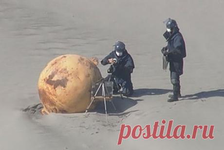 Вице-адмирал высказался о происхождении таинственного шара на берегу Японии. Бывший председатель Комитета по проведению подводных работ особого назначения, вице-адмирал запаса ВМФ России, доктор технических наук, профессор Тенгиз Борисов в беседе «Ленте.ру» высказался о происхождении таинственного шара, который вынесло на берег Японии.