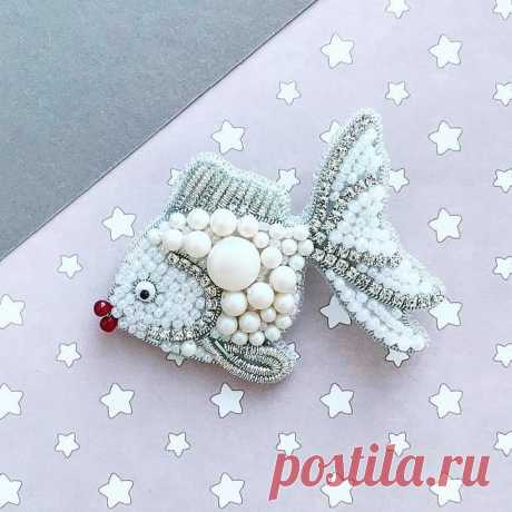 ЛУЧШИЕ УКРАШЕНИЯ ручной работы в Instagram: «Repost @rinatoy_jewelry by @media.repost: РЫБКА ⠀ Звёздная рыбка🤩 несколько раз переделанная,столько эскизов было прорисовано) и вот оно! В…» 810 отметок «Нравится», 4 комментариев — ЛУЧШИЕ УКРАШЕНИЯ ручной работы (@handmade_ru_jewellery) в Instagram: «Repost @rinatoy_jewelry by @media.repost: РЫБКА ⠀ Звёздная рыбка🤩 несколько раз…»