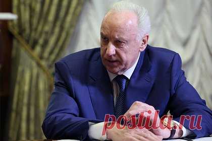 Глава СКР поручил проверить нападение на генконсульство РФ в Лейпциге. Председатель Следственного комитета России (СКР) Александр Бастрыкин поручил организовать проверку по факту нападения на генконсульство России в Лейпциге. Глава СКР поручил следователям выяснить обстоятельства нападения и дать правовую оценку всем обстоятельствам произошедшего.