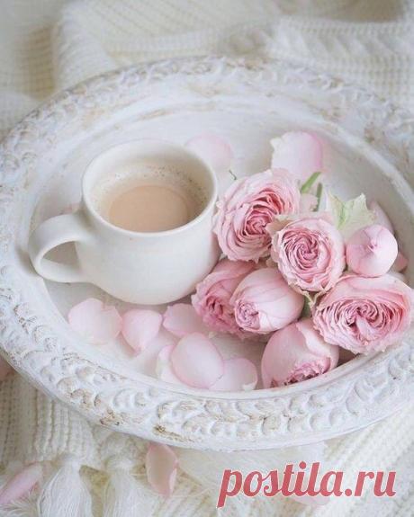 (1) Facebook