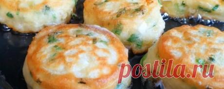 Ленивые оладушки пирожки: быстрее и вкуснее не бывает!