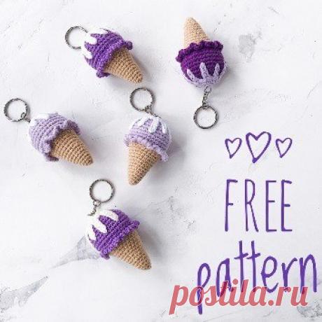 Миленькое мороженое брелок вяжется легко и быстро. Такой брелок можно повесить на ключи, рюкзак или сумку. Вам понадобится пряжа YarnArt Jeans и крючок 2 мм.