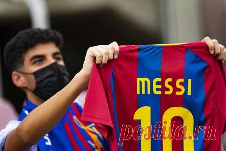 Озвучены сроки принятия решения о переходе Месси в «Барселону». По информации журналиста Фабрицио Романо, май 2023 года станет решающим периодом в переговорах аргентинского нападающего ПСЖ Лионеля Месси и каталонской «Барселоны». Тогда станет понятно, не нарушит ли каталонская команда финансовый фейр-плей в случае подписания форварда.