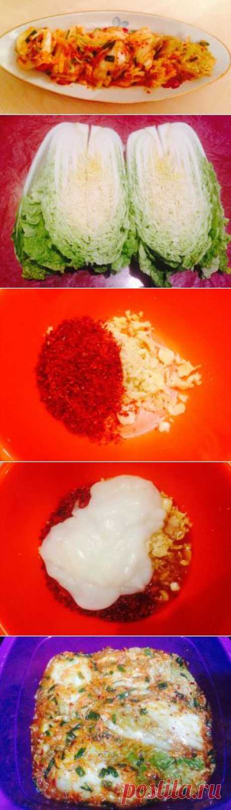 Острая корейская капуста Кимчи | На кухне у Эйны
2 кочана пекинской капусты
8 зубчиков чеснока
4 см. корня имбиря
1 чашка соли крупного помола
200 гр. перца чили (или красный перец крупного помола)
8 стебельков зеленого лука
2 зеленые редьки (или дайкон)
1/2 стакана рыбного соуса
3 ст.л рисовой муки
2 морковки