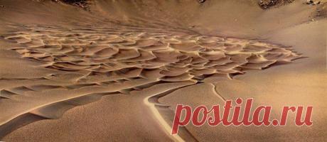 Дюны внутри кратера Endurance на Марсе. / Интересный космос