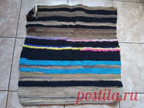 Как связать простые коврики из капроновых колготок | Выбросить нельзя, перерабатывать | Пульс Mail.ru Прочность, водопроницаемость, устойчивость к загрязнениям, плесеням, несъедобность для всяких вредителей делает колготы отличным материалом для...