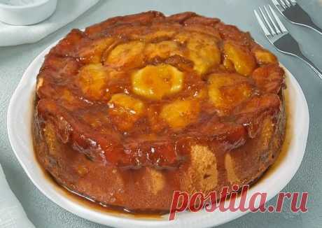 Вкусный пирог из двух бананов в карамели на сковороде за 5 минут активного времени Насыщенный карамельный вкус и нежный тающий вкус - такой получается пирог по этому простому рецепту.