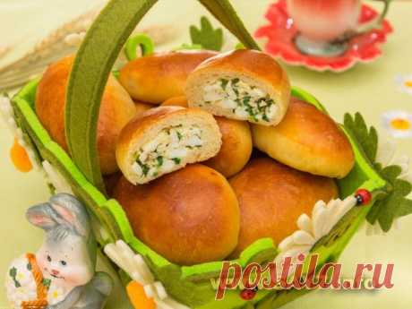 Пирожки с луком и яйцом
