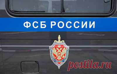 В ДНР женщину задержали за попытку подрыва сотрудника ГУФСИН. Жительница Волновахи по заданию СБУ на протяжении шести месяцев следила за сотрудником правоохранительных органов, самостоятельно изготовила взрывное устройство и собиралась осуществить его дистанционный подрыв при помощи радиосвязи