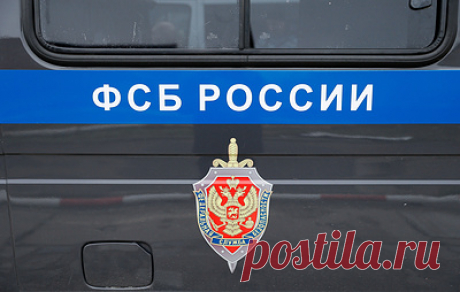 В ДНР женщину задержали за попытку подрыва сотрудника ГУФСИН. Жительница Волновахи по заданию СБУ на протяжении шести месяцев следила за сотрудником правоохранительных органов, самостоятельно изготовила взрывное устройство и собиралась осуществить его дистанционный подрыв при помощи радиосвязи