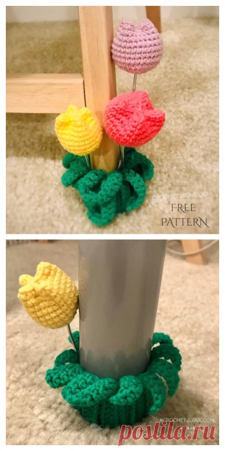 Цветы у стула.