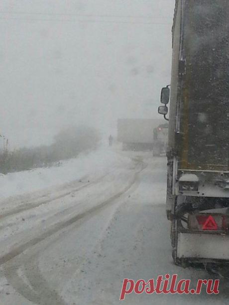Сильнейшие заносы на трассах в Пермском крае. (08.10.15) / Социальная погода