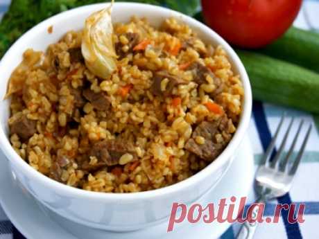 Плов с булгуром Плов с булгуром

Ингредиенты

250-300 грамм мяса или птицы

350 грамм булгура

1 морковь величиной чуть больше 
средней
2 луковицы

2-3 зубка чеснока

Масло растительное (немного 
для жарки овощей и м…