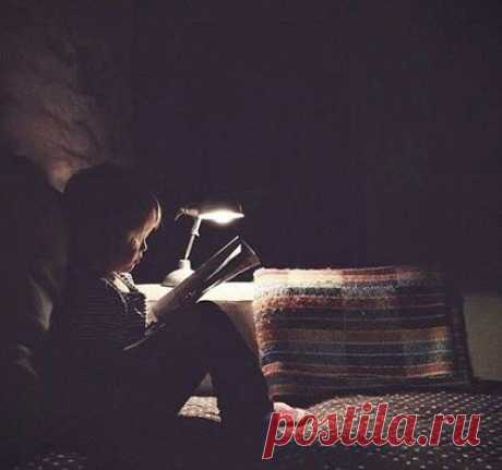 Богаче всего тот человек, чьи радости требуют меньше всего денег / Основы бизнеса