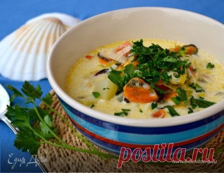 Сливочный чаудер с мидиями и слабосоленой семгой. Ингредиенты: картофель, морковь крупная, лук-порей | Официальный сайт кулинарных рецептов Юлии Высоцкой