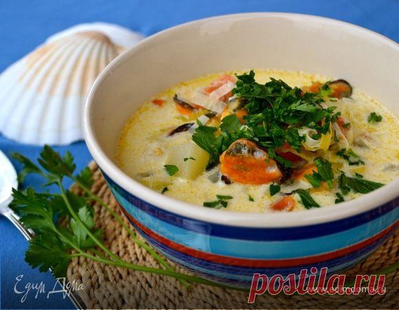 Сливочный чаудер с мидиями и слабосоленой семгой. Ингредиенты: картофель, морковь крупная, лук-порей | Официальный сайт кулинарных рецептов Юлии Высоцкой