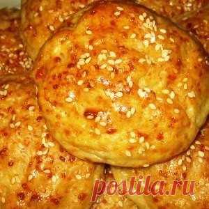 Булочки с колбасным сыром рецепт – выпечка и десерты
