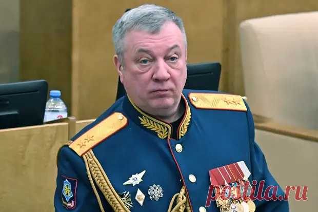 Гурулев предложил раздать командующим в СВО по миллиарду. Бесконтрольно - Абсолютный рейтинг - 20 июня - Медиаплатформа МирТесен