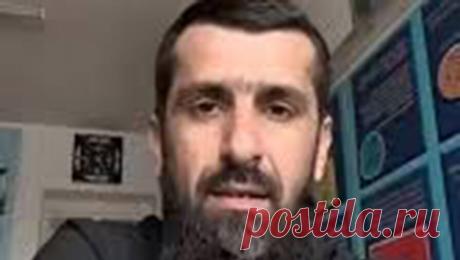 В Чечне уволили учителя за оскорбление христиан. Школьного учителя Мансура Жабраилова уволили из системы образования Чечни за оскорбление религиозных чувств христиан, он был задержан в сентябре. Об этом в Telegram-канале сообщил министр по национальной политике, внешним связям, печати и ...