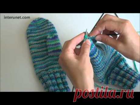 How to knit mittens - video tutorial with detailed instructions - YouTube