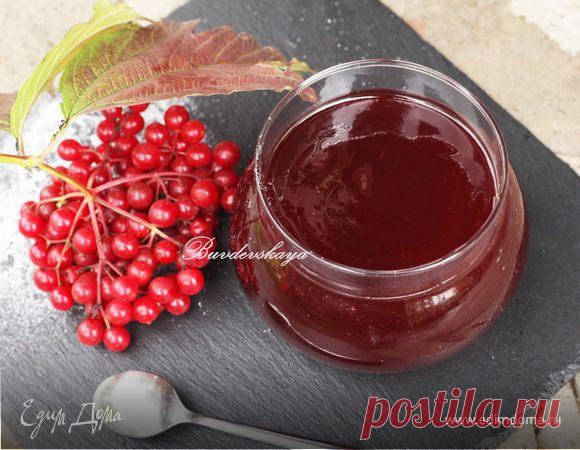 Желе из калины. Ингредиенты: калина, сахарный песок, вода Это желе для НЕЛЮБИТЕЛЕЙ Калины ! Оно вкусное, сладкое, ароматное, НО совершенно НЕ ГОРЬКОЕ ! Калина издревле славилась своими целебными свойствами, так как в ярко-красных ягодах калины в два раза ...