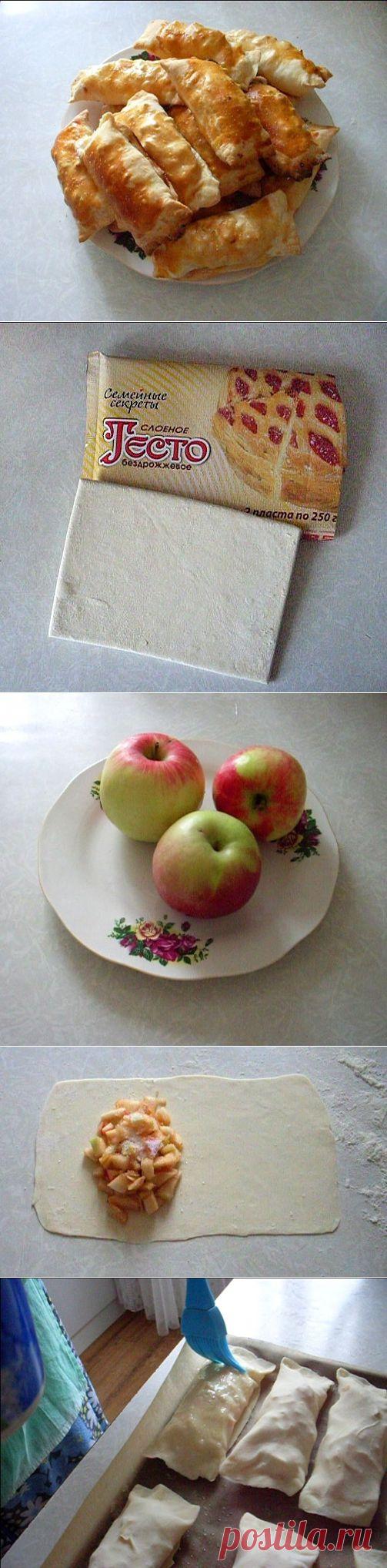 Рулетики из слоеного теста с яблоками - Простые рецепты Овкусе.ру