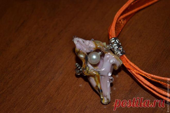 Кулон "Хранительница женских сердец". - стекло мурано,стекло,стекло ручной работы