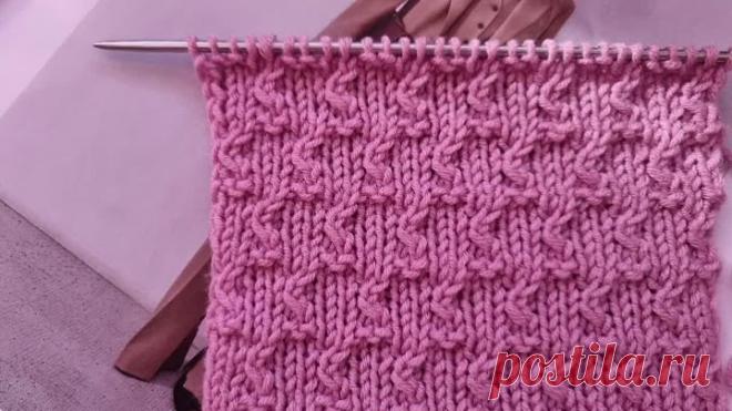 Необычные завитки в новом узоре спицами.♥️🧶