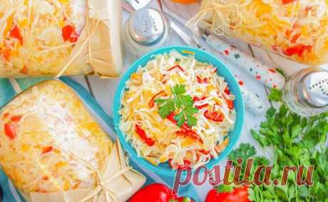 Салат Осенний на зиму с капустой и болгарским перцем - вкусный, простой, яркий Салат Осенний на зиму с капустой и болгарским перцем - это уникальная заготовка, которая станет настоящим открытием для всех любителей овощей