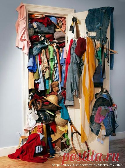 Эффективные техники разбора вещей в шкафу