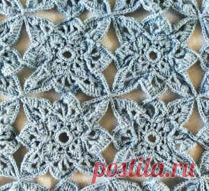 Blue Medallion Table Runner – Free Crochet Pattern