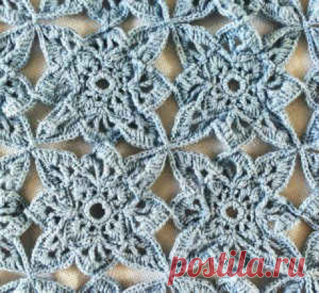 Blue Medallion Table Runner – Free Crochet Pattern