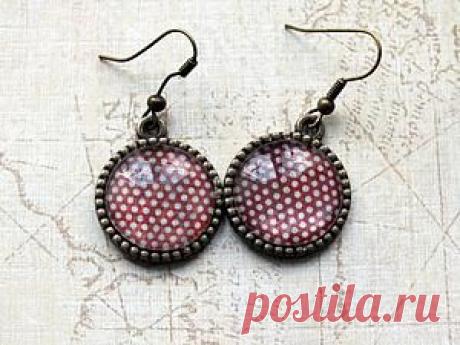 Серьги «Винтажный горошек» со стеклянными кабошонами