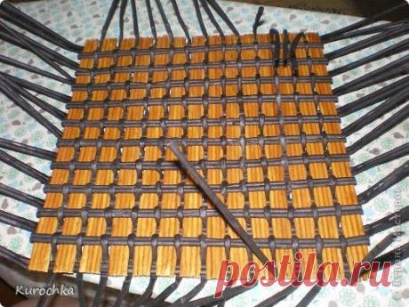 Плетение квадратного дна - Поделки из газет