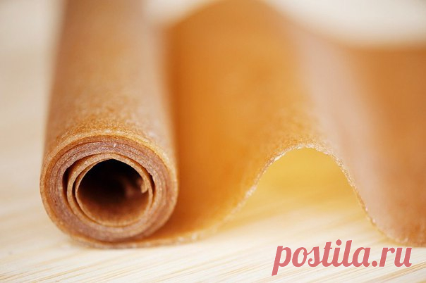 Пастила 


ПастилаИнгредиенты:Яблоки — 5 шт.Сахар — 170 гЯичный белок — 1 шт.Сахарная пудра — по вкусуПриготовление:1. Яблоки запекать в духовке при температуре 180–200°C в течение примерно получаса. Когда ко…