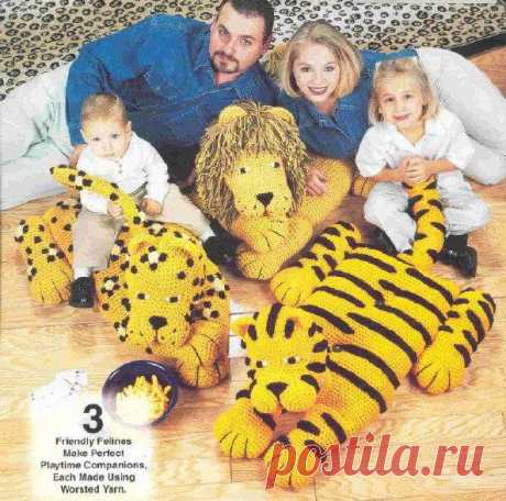Как связать тигра. Вязанный тигр - подушка.