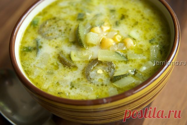 Вкусный и легкий суп с цукини или кабачками с сыром и кукурузой по-мексикански