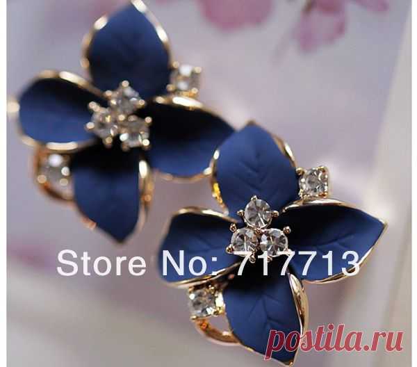 Wholesale Product Snapshot Product name is 2015 новинка 18 К позолоченные цветочный кристалл серьги стержня женщины дамы горный хрусталь серьги Brincos аксессуары оптовая продажа