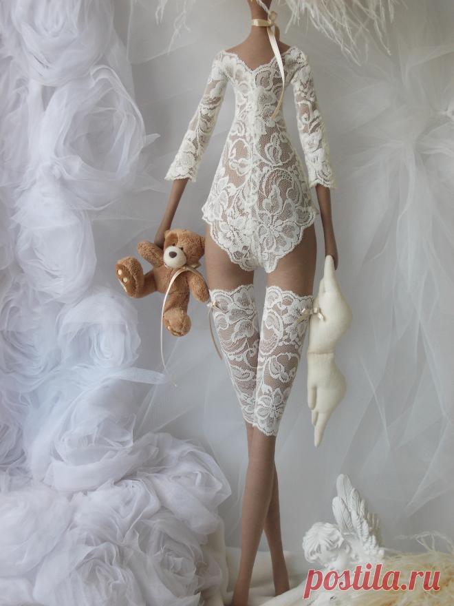 Sewing pattern and tutorial with step-by-step instructions and photos
PDF and tutorial underwear lace set for Tilda doll Odiva which is 27 inches (68 cm) tall
Beautiful lace body for your doll.
It takes knowledge in sewing medium for this project
If you want to sow the Odiva doll, you can take a look at this link:

https://www.etsy.com/listing/930987533/pdf-sewing-pattern-and-tutorial-for?ref=shop_home_active_11&crt=1
