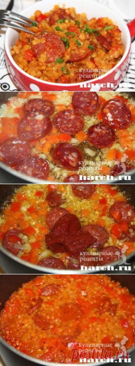 Чечевица с колбасками по-испански