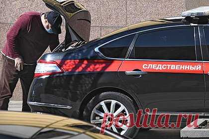 Российские школьники разбили бутылкой голову сверстнику. В городе Каменске-Уральском Свердловской области следователи проводят проверку в связи с нападением группы школьников на сверстника. Инцидент произошел вечером 15 сентября во дворе дома на улице Парковой, когда двое 10-летних мальчиков причинили телесные повреждения сверстнику.