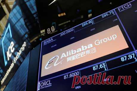 Акции китайских гигантов взлетели в цене. Стоимость акций китайских гигантов, торгующихся на биржах в США, растет на премаркете 16 марта. Так, Alibaba прибавляет почти 20 процентов, Baidu — около 15 процентов, а Didi — более 40 процентов. На бирже в Гонконге бумаги Alibaba закрылись ростом более чем на 27 процентов, Baidu выросли более чем на 20 процентов.