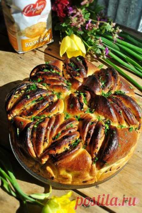 Засукана питка с пресен лук / Spring Onion Bread